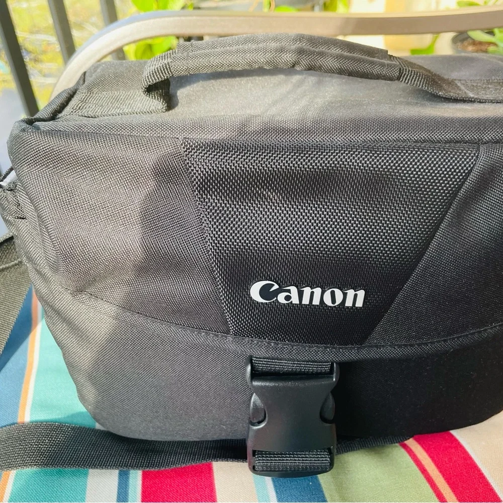 Canon Rebel T7